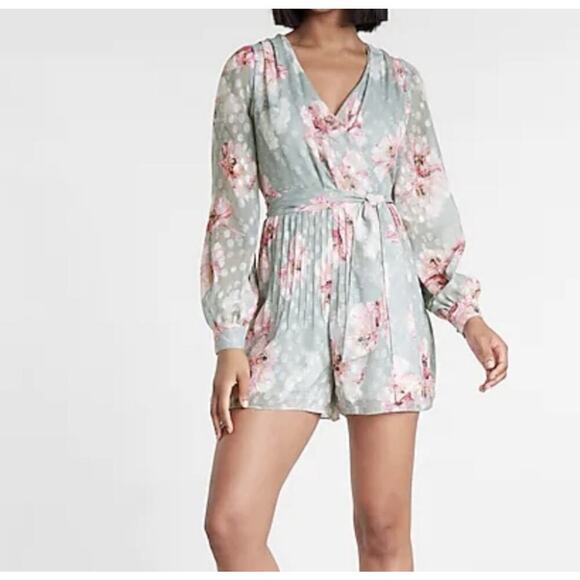 Express Women’s Pleated Wrap Front Romper Size Large Floral Cottagecore Coquette - Picture 2 of 15